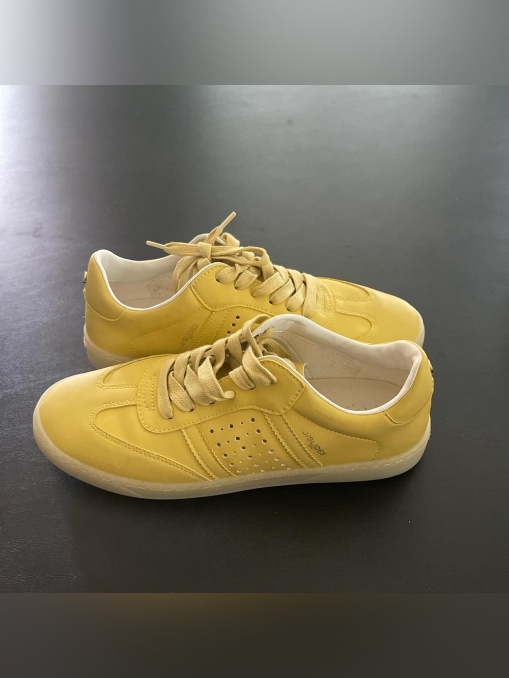 J Slides Yellow Kids Low-Top Lace-Up Sneakers